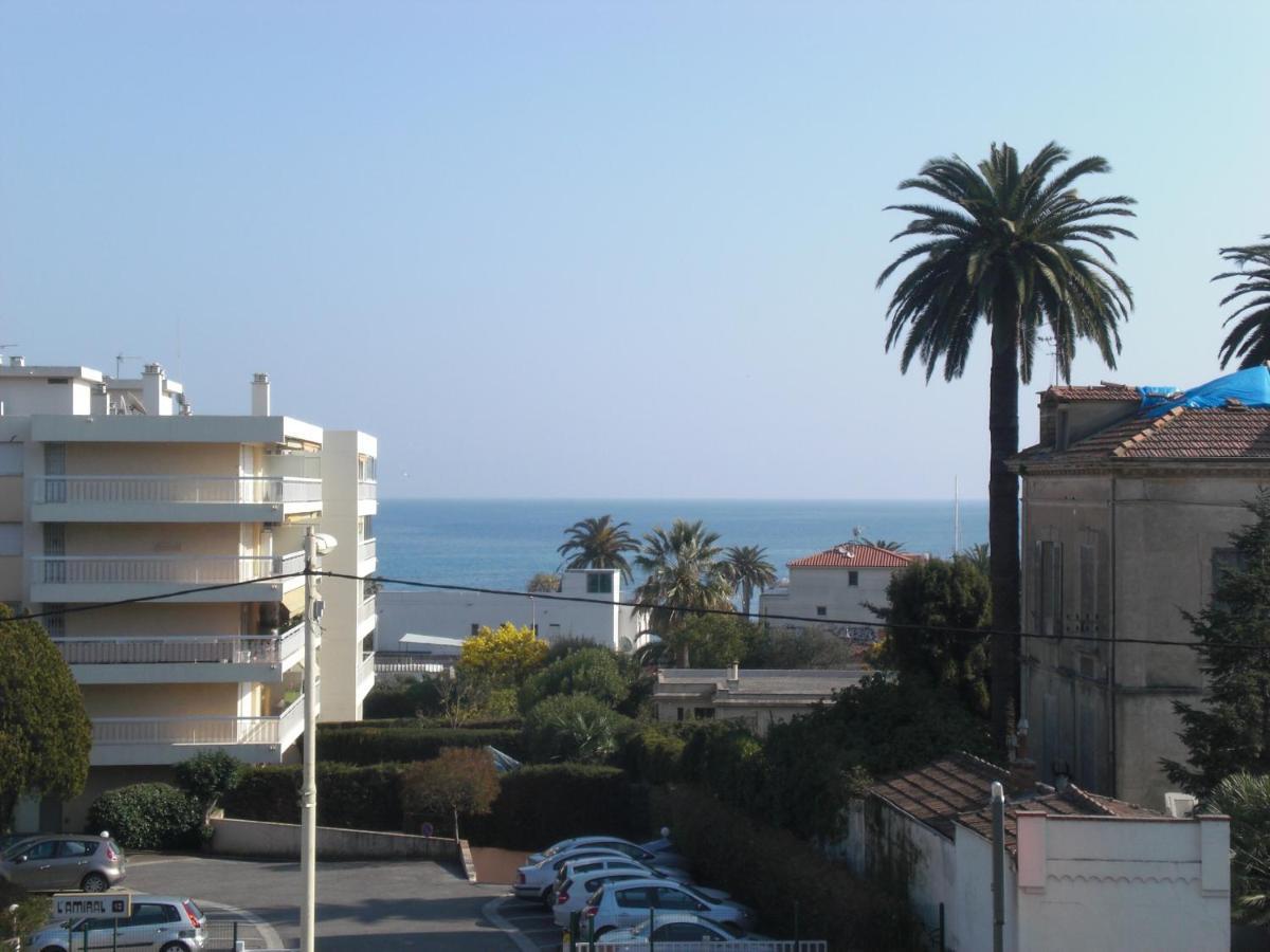 Residence Avec Piscine, Plage A 100 M, Cannes Et Juan Les Pins A 5 Min, Wifi Golfe-Juan Ngoại thất bức ảnh